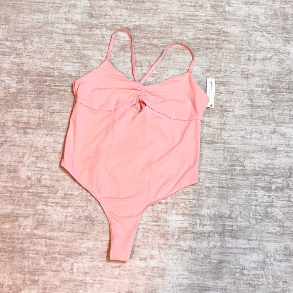 Colsie Women’s XL Cut out Open Back Pink Bodysuit One Piece New Stretch Casual